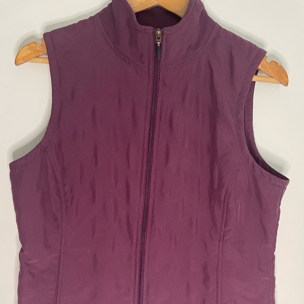 Columbia Women's Plum Vest, Medium, NWOT Condition, Great LOW Price!